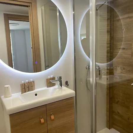 Aratuste - News A Estrenar * Mundaka